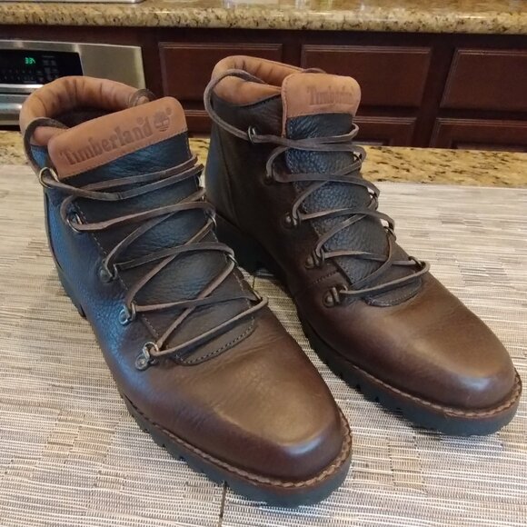 Timberland Shoes - Vintage Timberland Italian Alpine Mamaroneck Brown Leather Hiking Books  Size 9